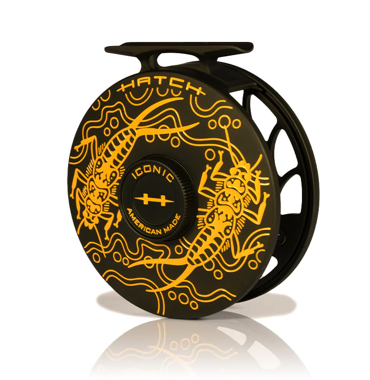 Hatch Iconic Fly Reel 5 Plus Artist Edition Matt Renner Angle view of Hatch Iconic Fly Reel 5 Plus Artist Edition Matt Renner