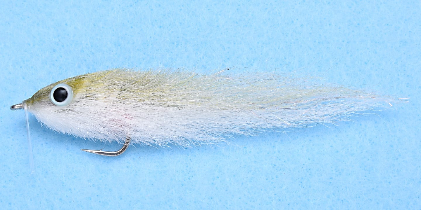 EP Floating Minnow fly, Everglades Special, ideal for targeting snook and tarpon in shallow waters.