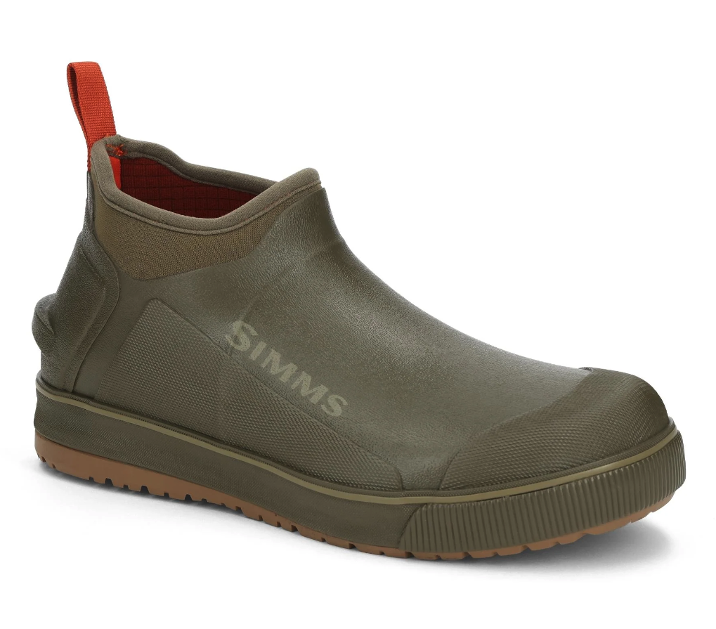 Simms Challenger Slip-On waterproof fishing shoes perfect for all-day comfort and protection in wet conditions.